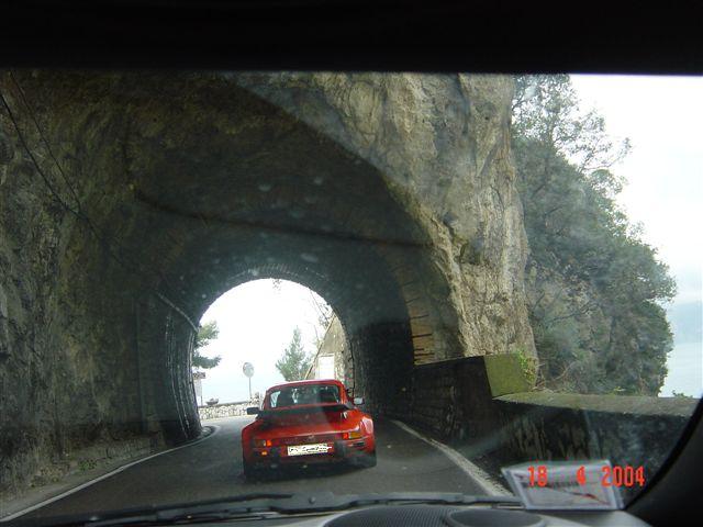 Porsche nella roccia