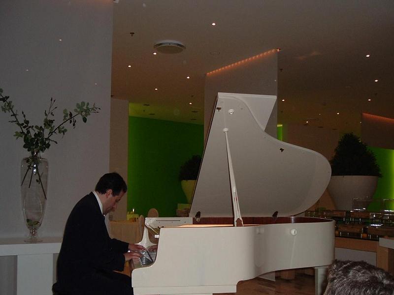 giacomo aula piano_solo in esclusiva