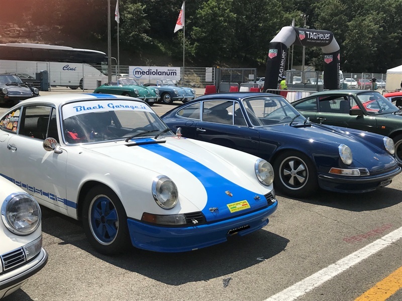 911S