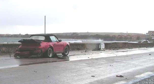 930