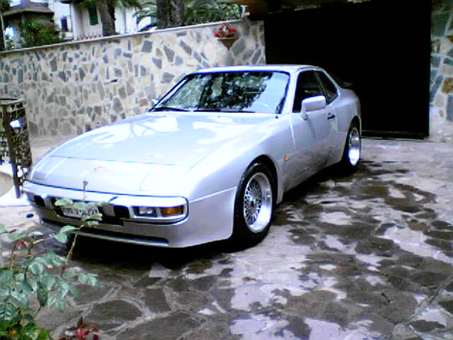 porsche 944 my83
