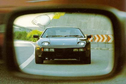 928