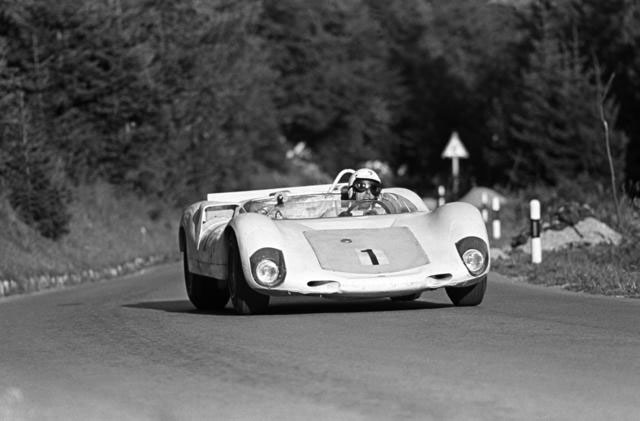 Porsche 910 bergspyder