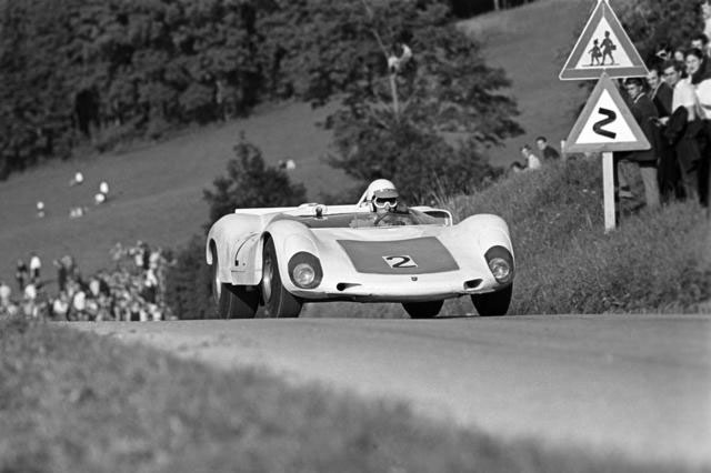 Porsche 910 bergspyder 2
