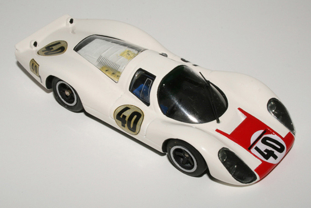 907 3