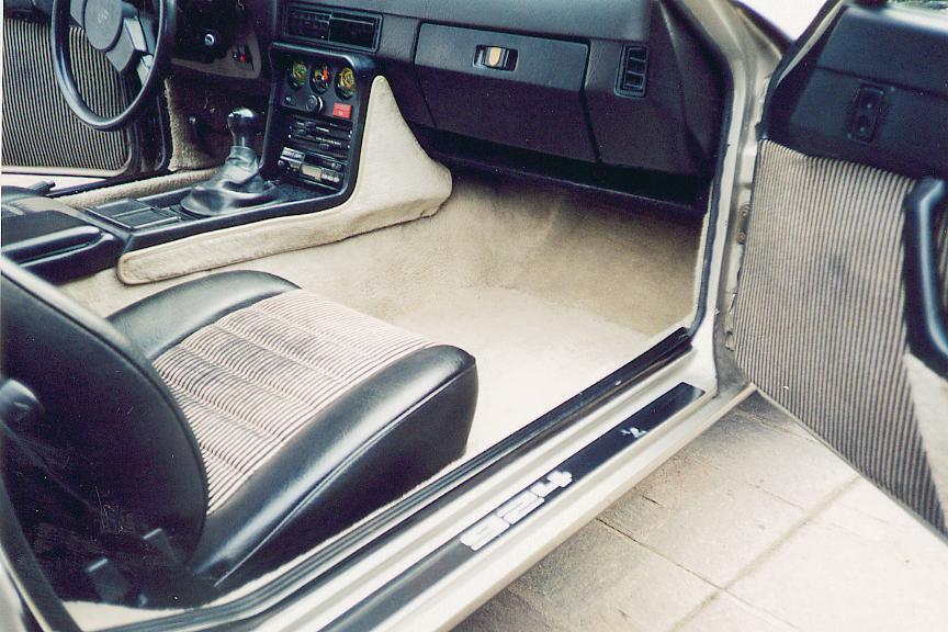 924