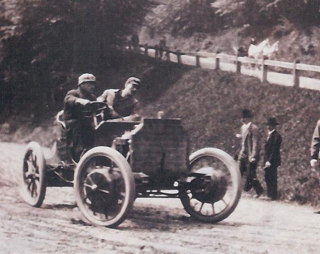 Loehner-Porsche 02