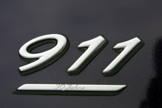 911