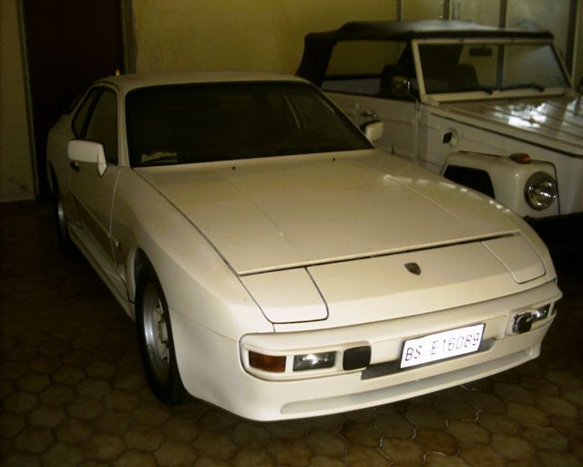 944