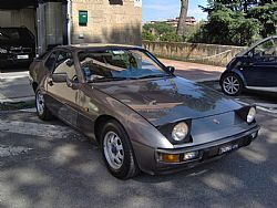 924