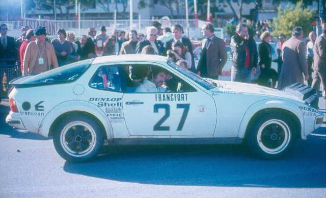 924t