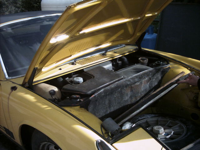 914