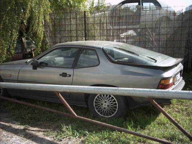 924