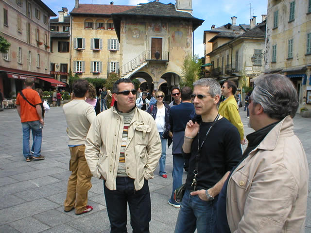La compagnia...