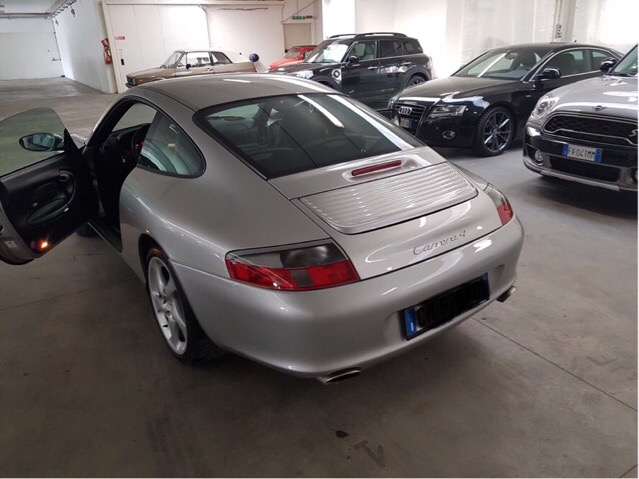 996