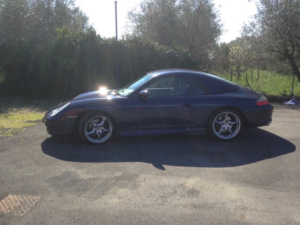 996