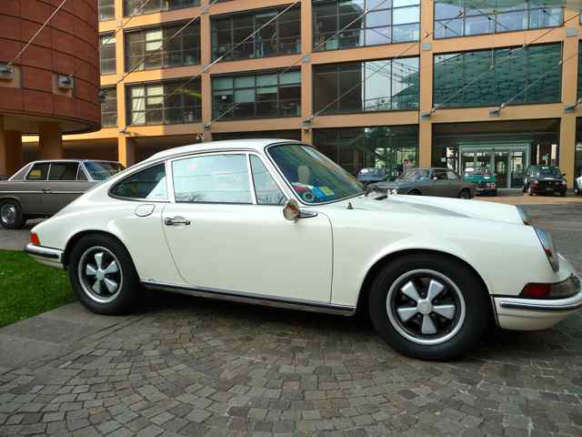 911 bp