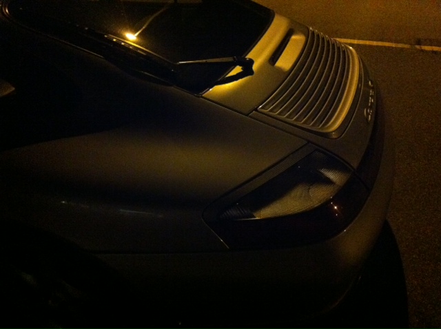 996 4s by night