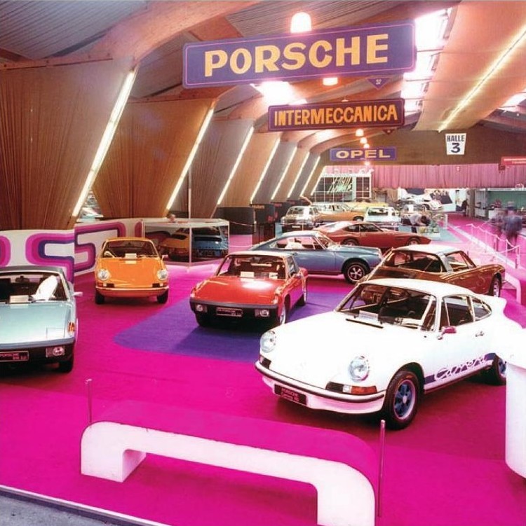 paris saloon