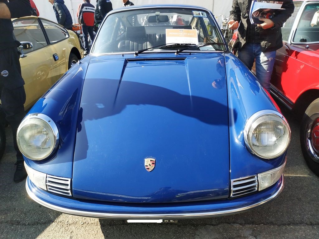 2.2 T