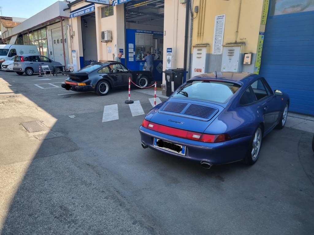 993 s