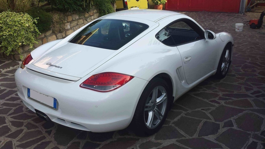 cayman1