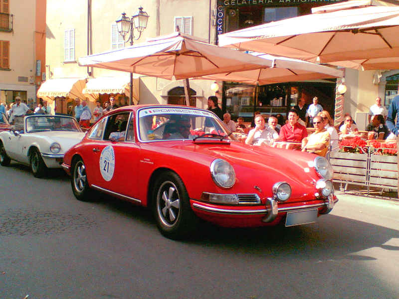 912 02