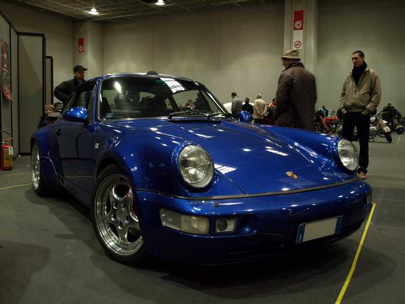 864 T