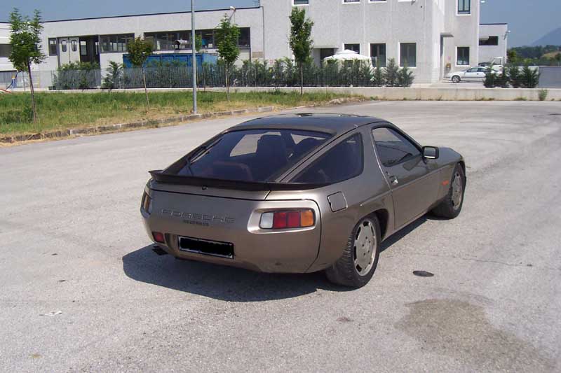 928s