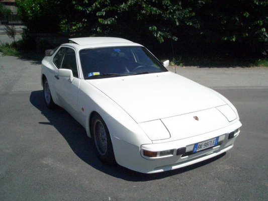 944