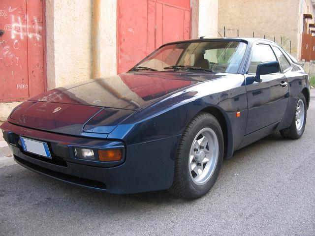 porsche blue camelot