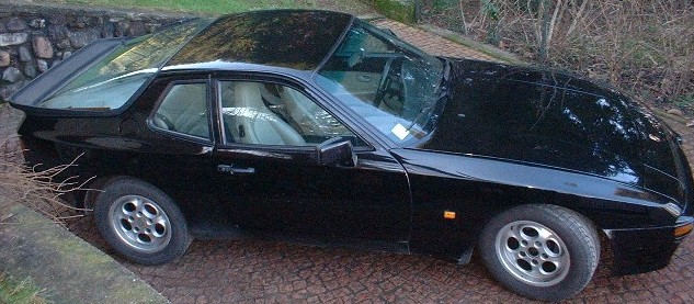 944 1