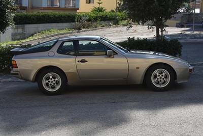 944