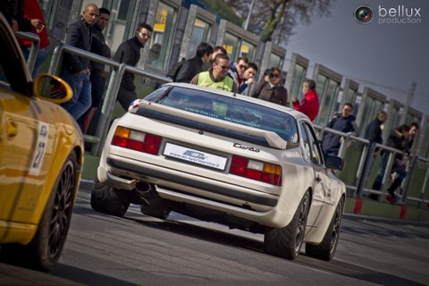 944 pit lane