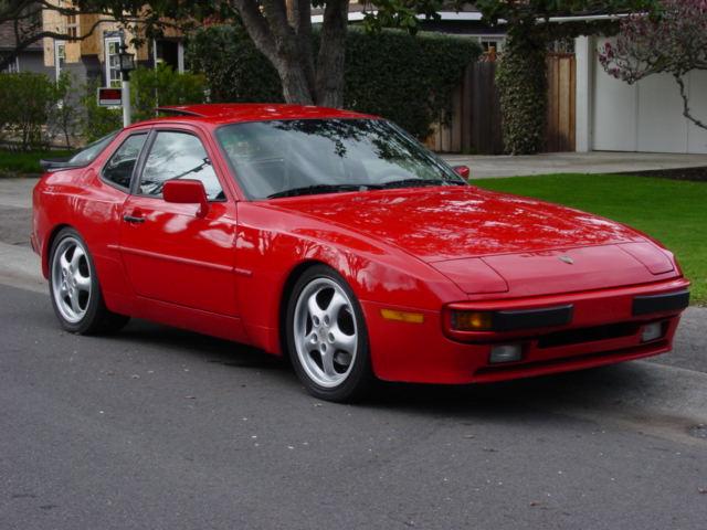 944S