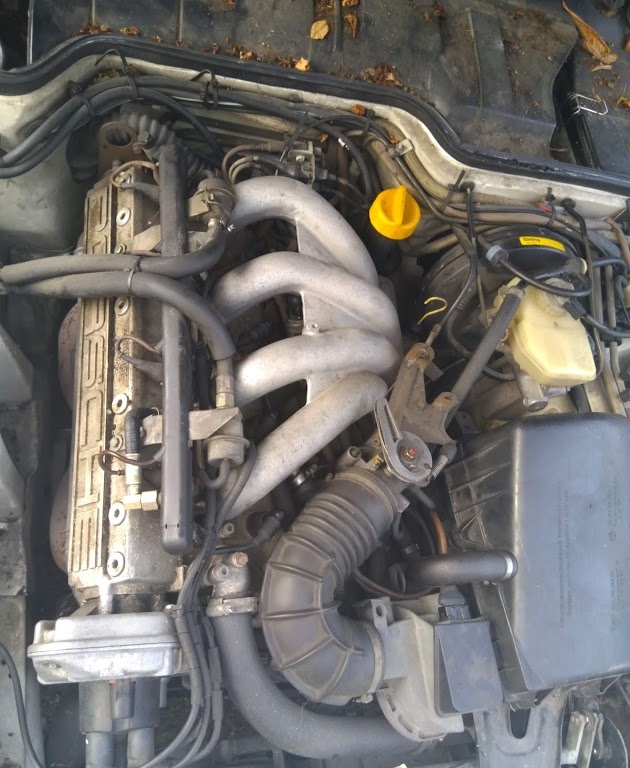 vano motore 944