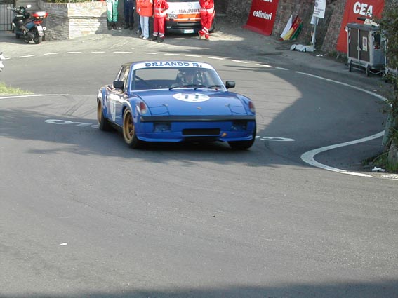 914