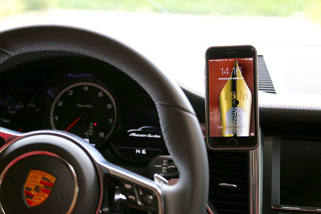 iphone su Macan