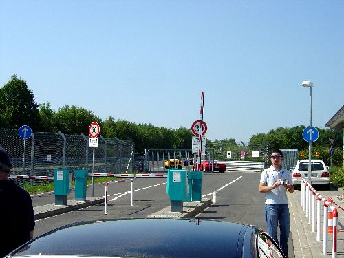 LA ENZO, LA GALLARDO, LA 360 CHALLENGE STRADALE ENTRANO IN PISTA