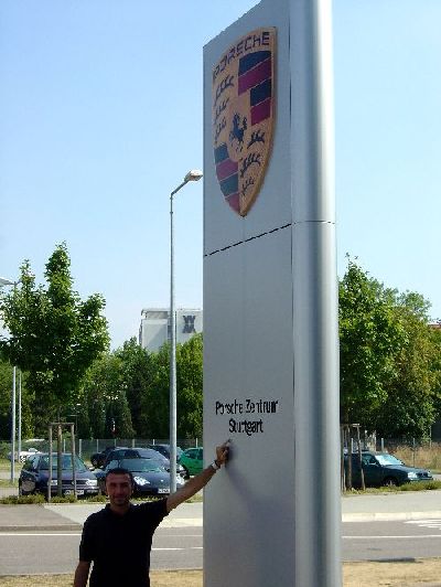 PORSCHE ZENTRUM DI STOCCARDA