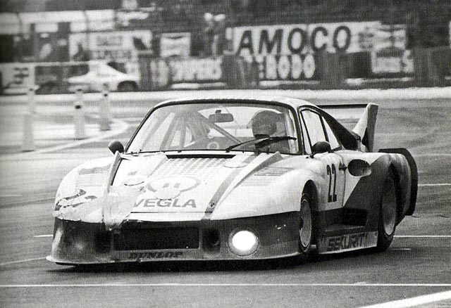 935 J 1981