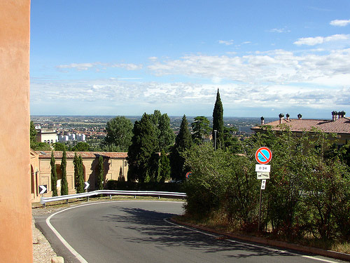 Uscita della curva delle Orfanelle