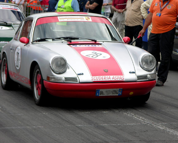 911S