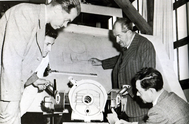 Due geni al lavoro  1951