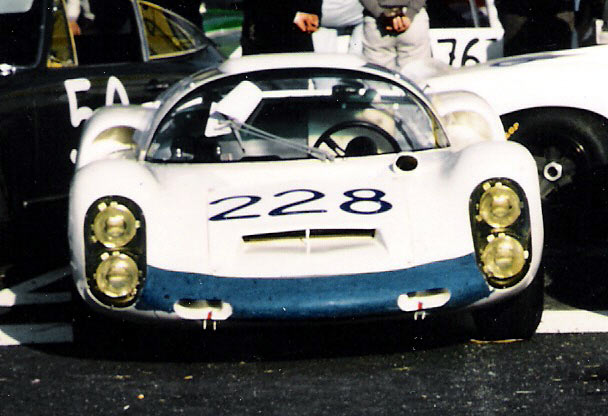 910