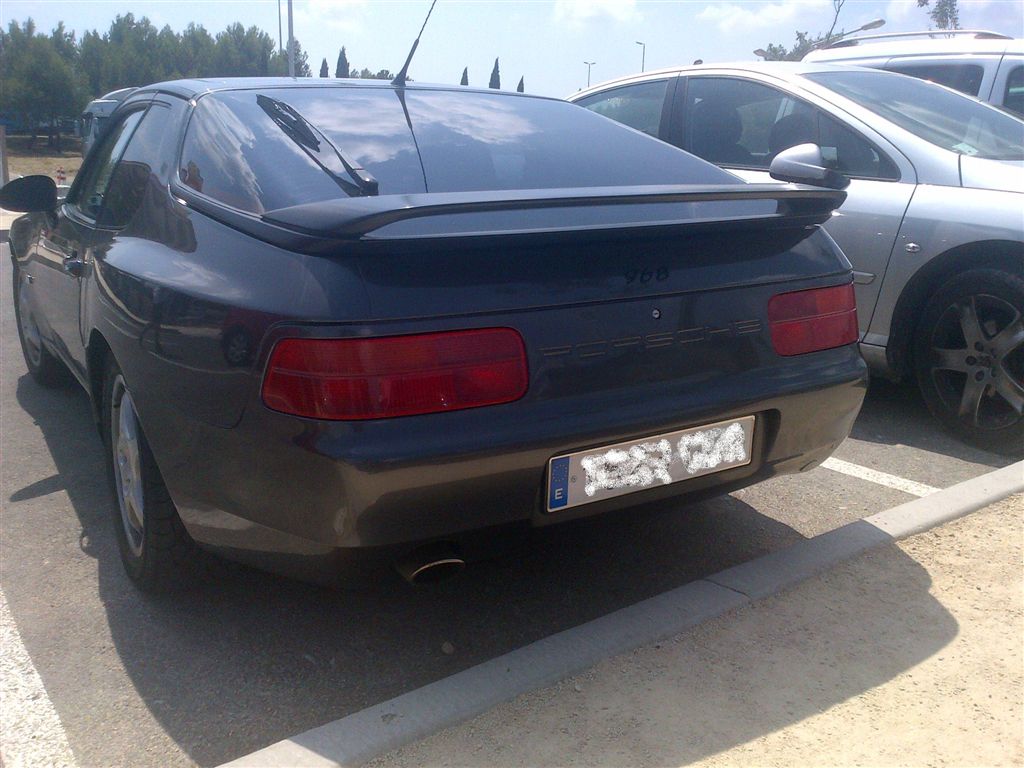 Porsche 968