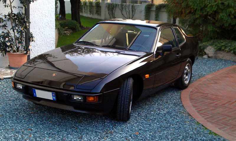 924