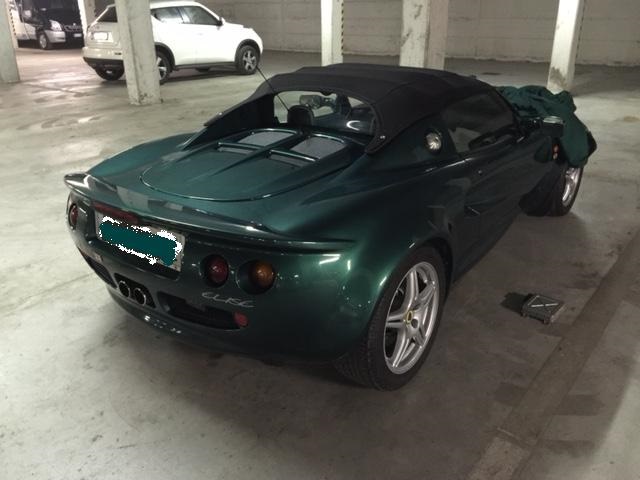 Lotus post