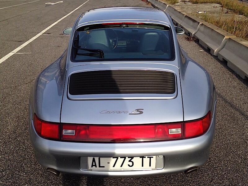 993