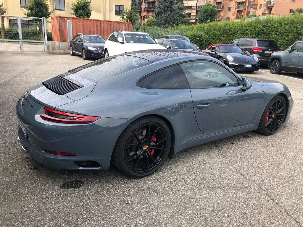 Porsche 911 S